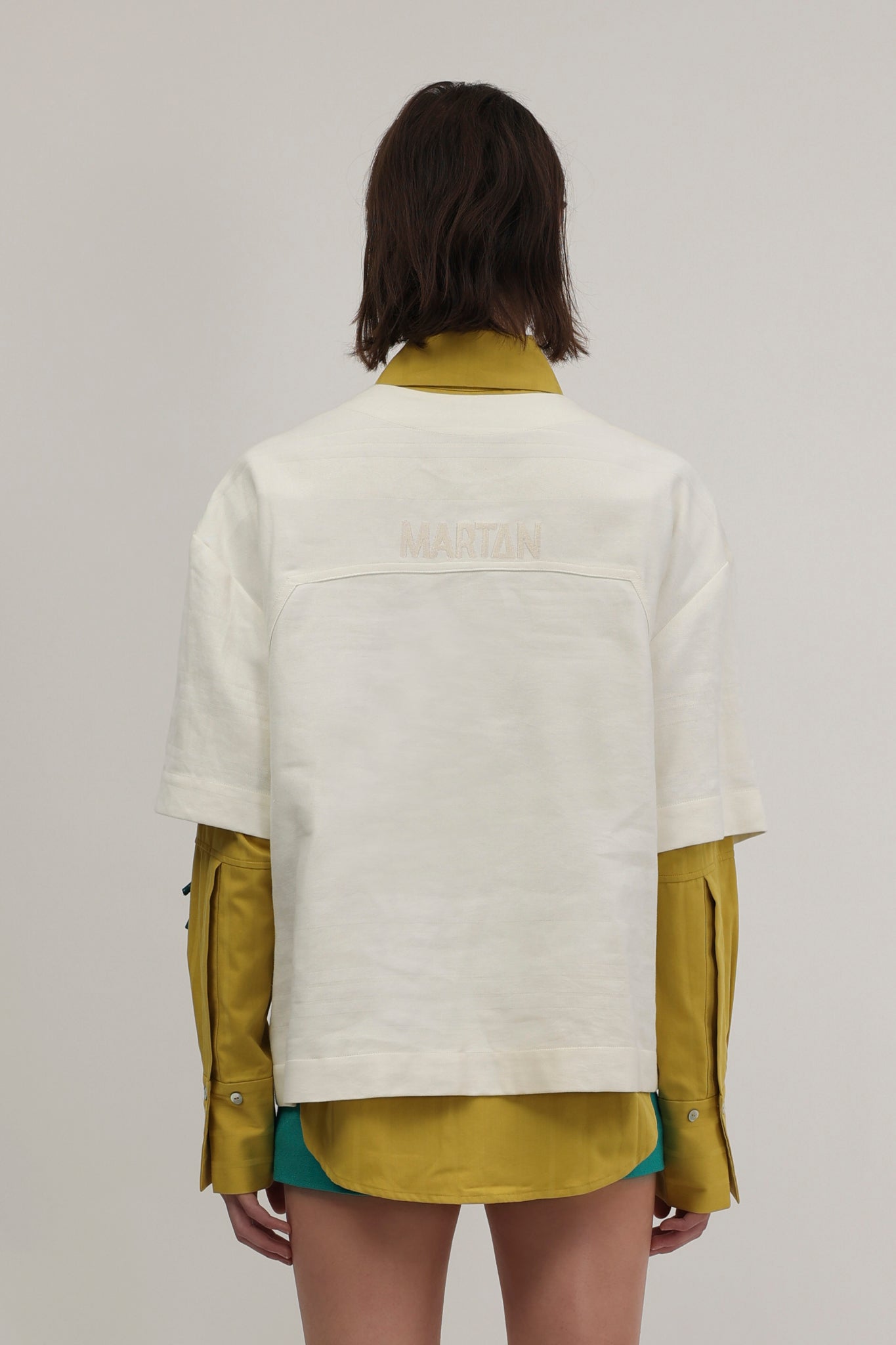 Charlie T-shirt Off-White with Knots